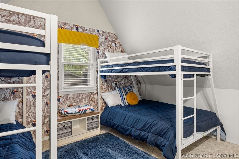 Have you always dreamed of owning a lakefront home? Seize this - photo 22