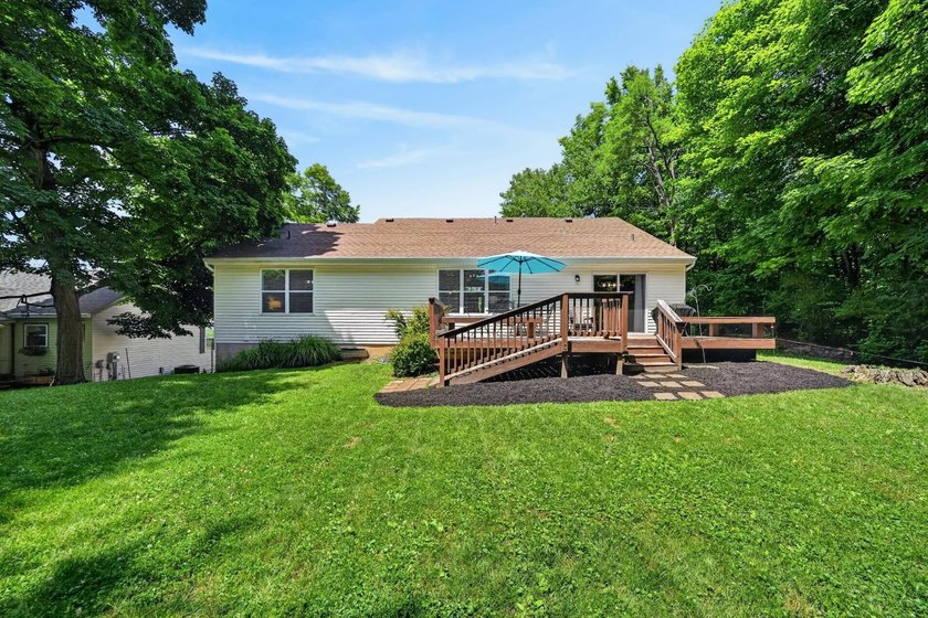 This 3-bedroom ranch offers a spacious, functional layout with a - photo 34