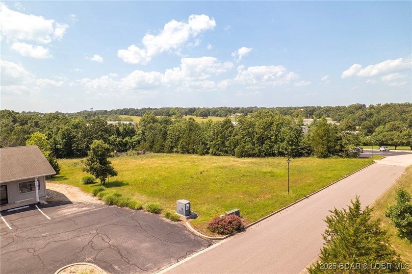 Centrally located in Laurie with easy access to both Hwy 5 and O - photo 8