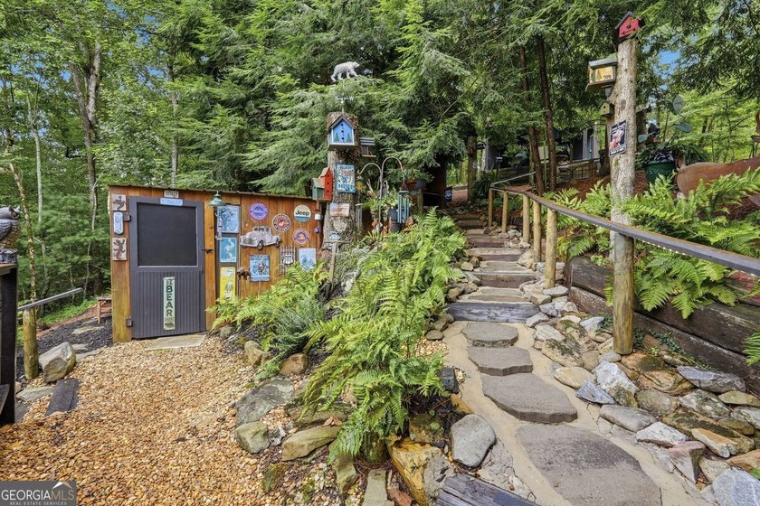 Welcome to your own private mountain retreat where you truly can - photo 11