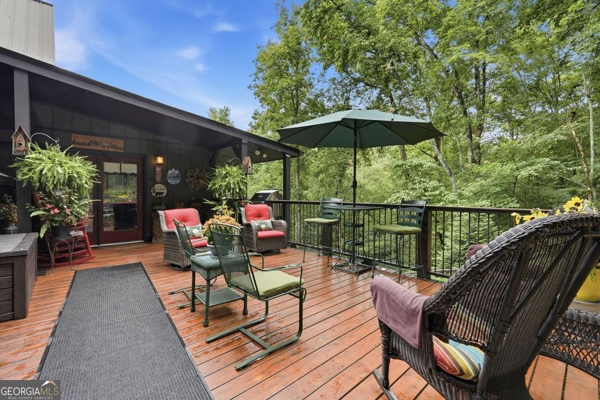 Welcome to your own private mountain retreat where you truly can - photo 12