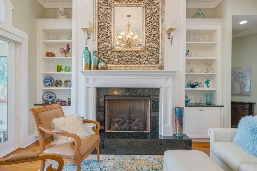 This pristine coastal retreat in Driftwood Estates is placed on - photo 17