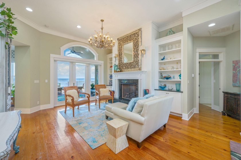 This pristine coastal retreat in Driftwood Estates is placed on - photo 19