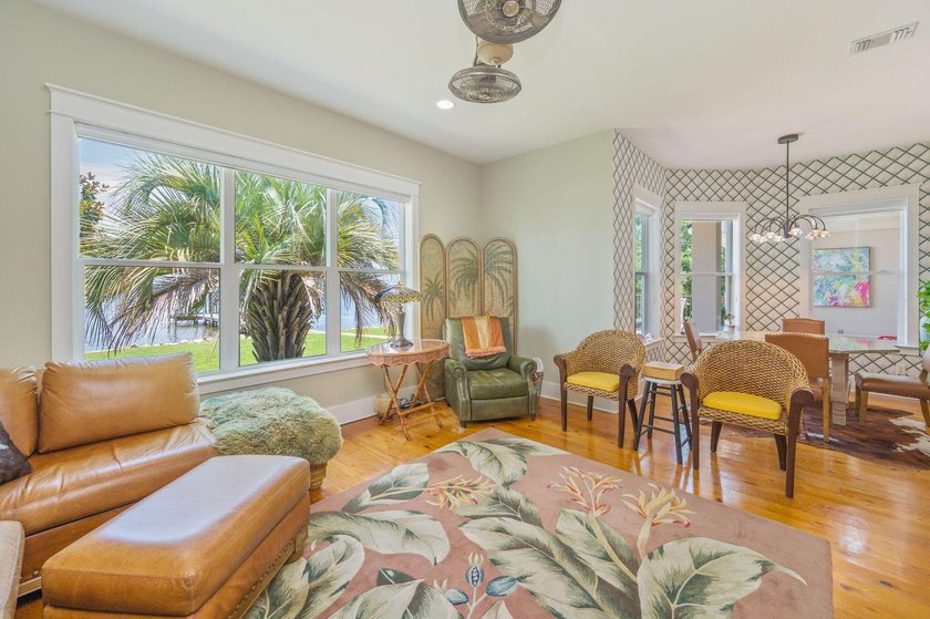 This pristine coastal retreat in Driftwood Estates is placed on - photo 22