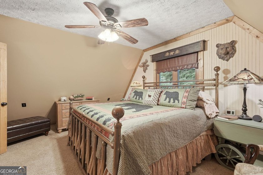Welcome to your own private mountain retreat where you truly can - photo 33