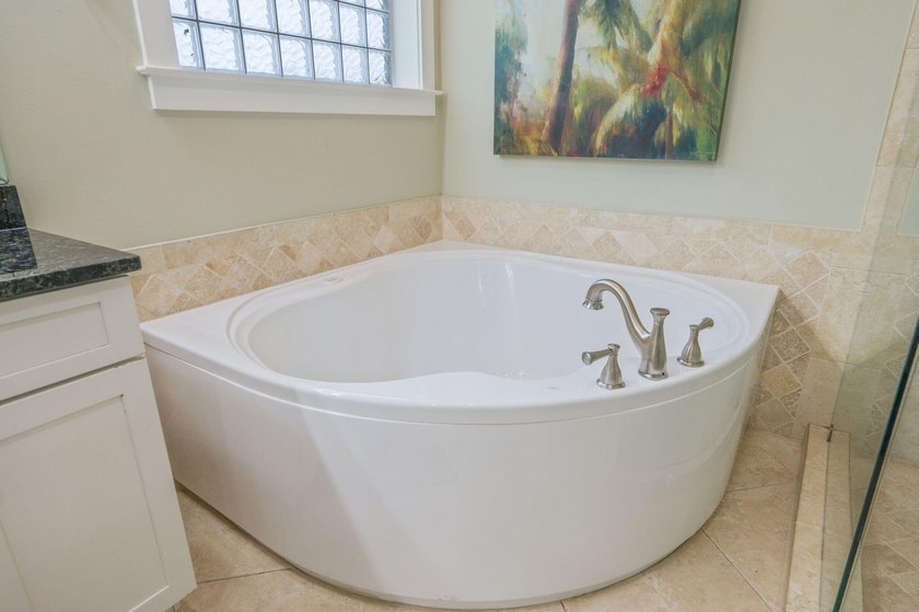 This pristine coastal retreat in Driftwood Estates is placed on - photo 41