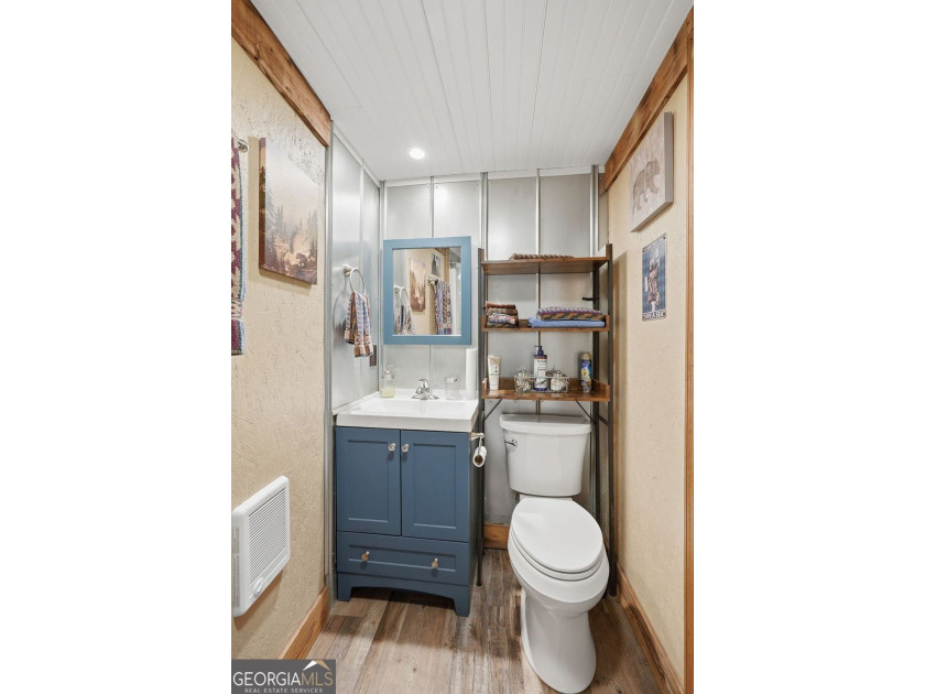 Welcome to your own private mountain retreat where you truly can - photo 48