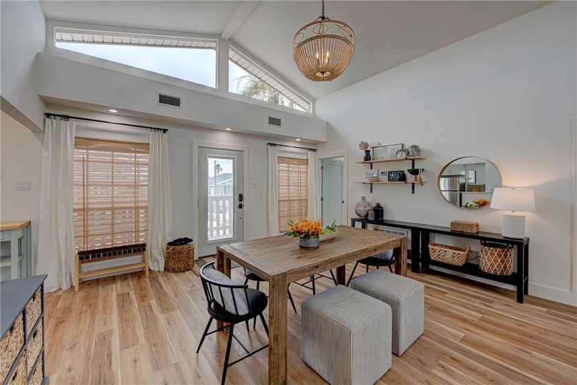 This income producing, Port Aransas home is a bright, airy - photo 10