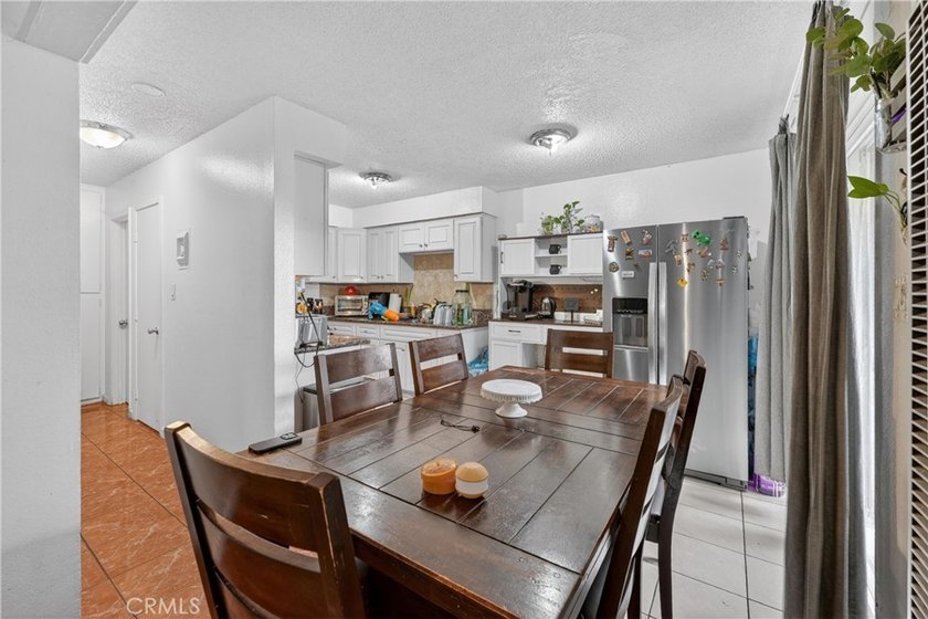 opportunity to acquire a large 4 Plex-unit All unit 3 Bedroom 2 - photo 8