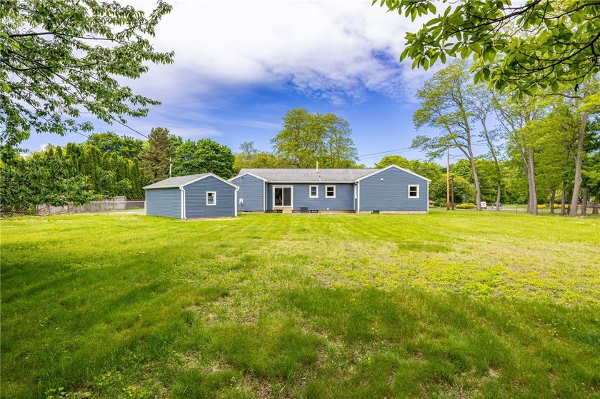 Welcome to 249 Dickinson Road! A completely renovated 5 - photo 4