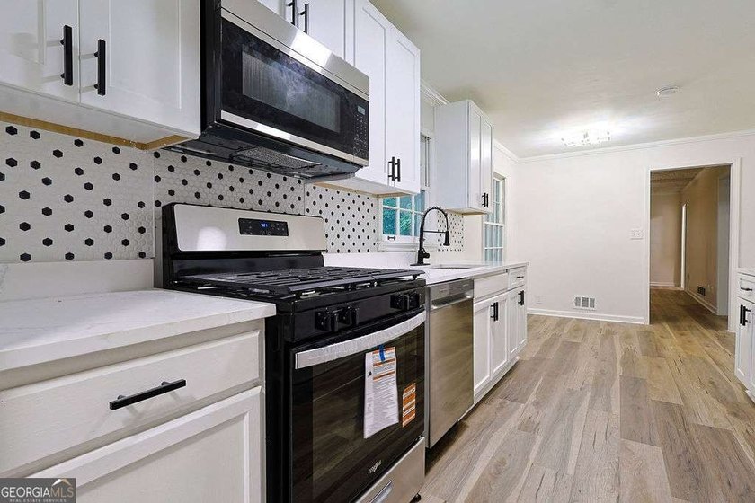 2016 Gibraltar Way, Conyers, GA - **beautifully renovated from - photo 26