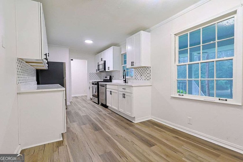 2016 Gibraltar Way, Conyers, GA - **beautifully renovated from - photo 27