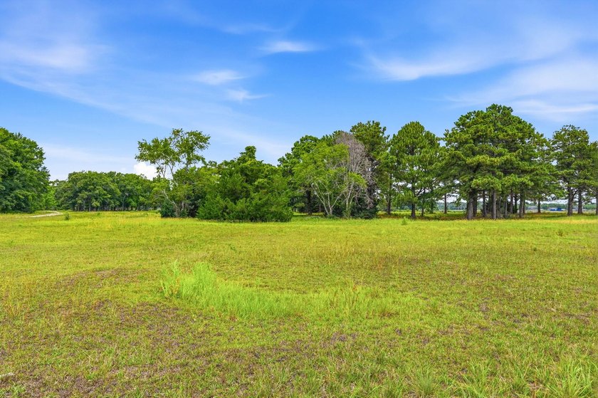 A once-in-a-lifetime opportunity to own seven extraordinary - photo 23