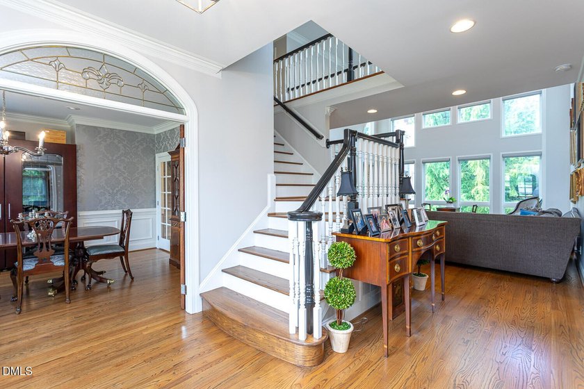 Classic elegance meets refined modern living in this exceptional - photo 9