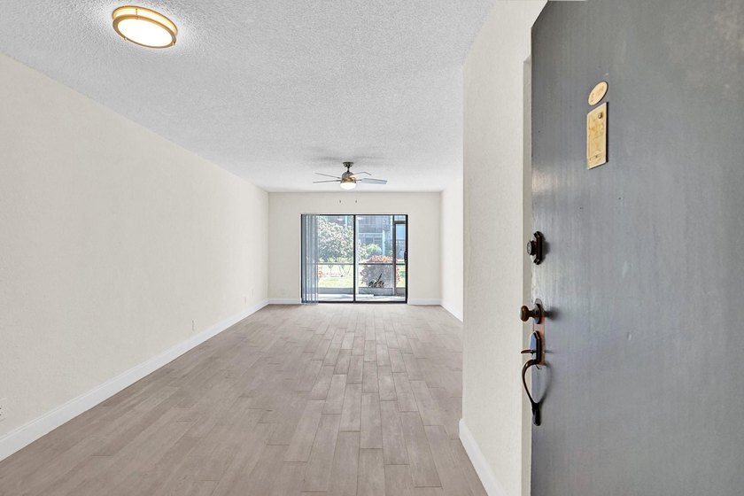 CALLING ALL INVESTORS !!! BRAND NEW renovated two bedrooms /two - photo 21