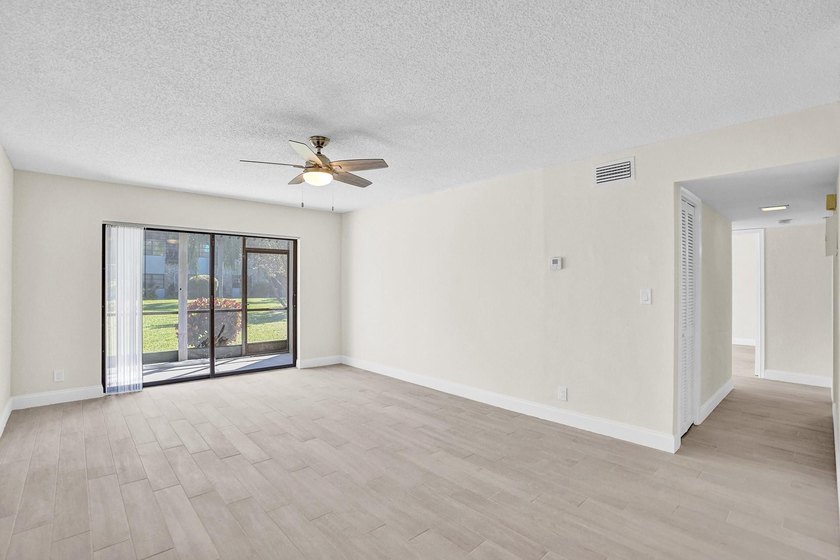 CALLING ALL INVESTORS !!! BRAND NEW renovated two bedrooms /two - photo 23