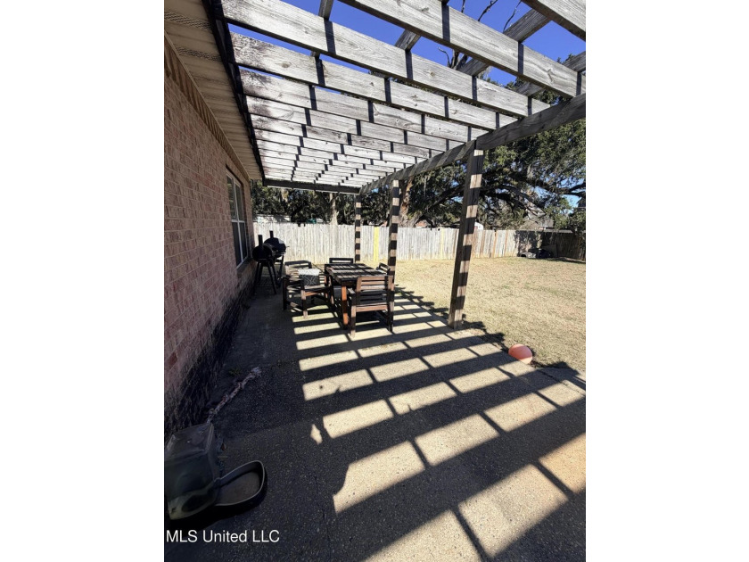 Welcome to 2308 Rue Beaux Chenes! This adorable home offers - photo 21