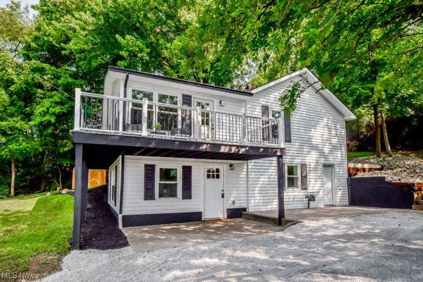 3225 N Turkeyfoot Road, Akron, OH 44319, 4068686