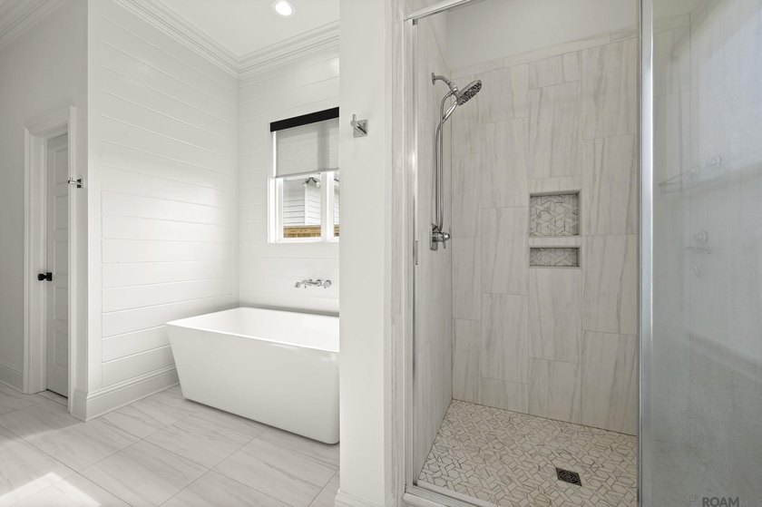 Experience exceptional design and craftsmanship in this modern - photo 14