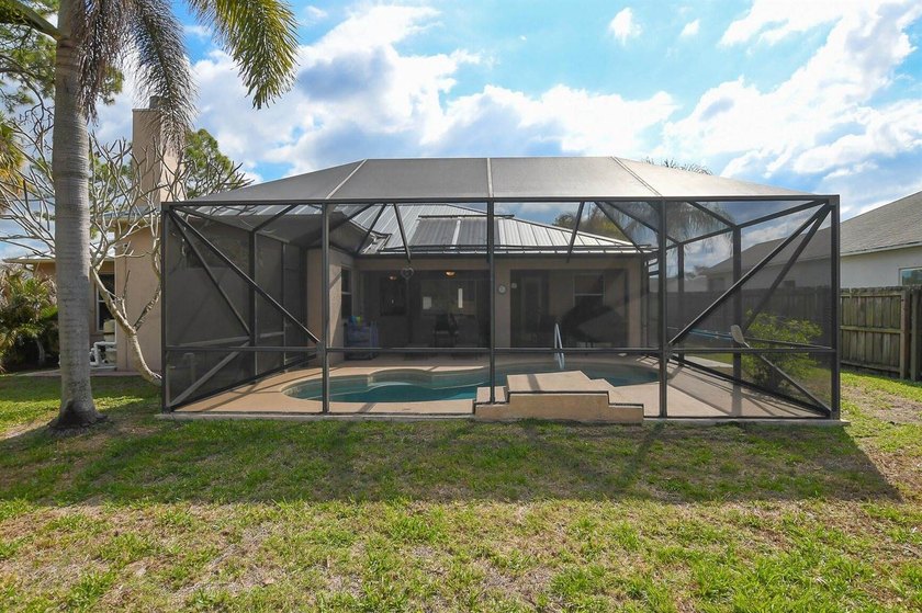 Beautiful 3BR/2BA/2CG pool home near Tradition with major - photo 14