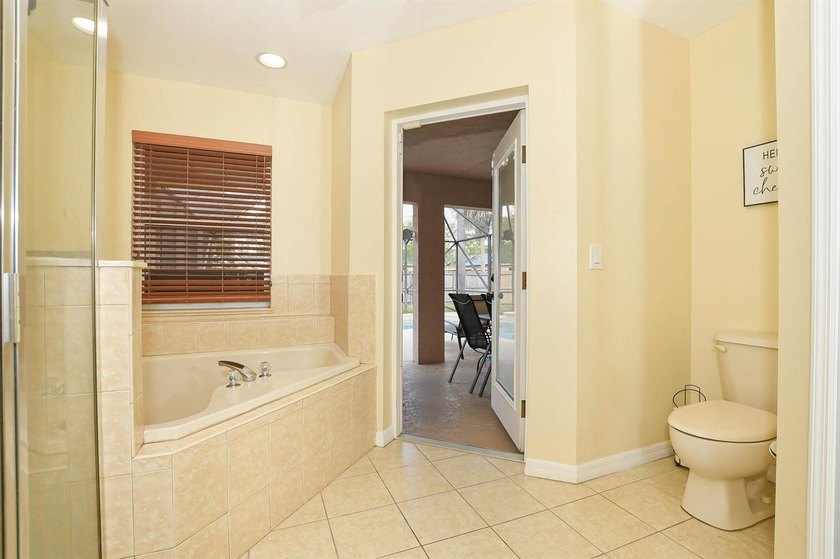 Beautiful 3BR/2BA/2CG pool home near Tradition with major - photo 18