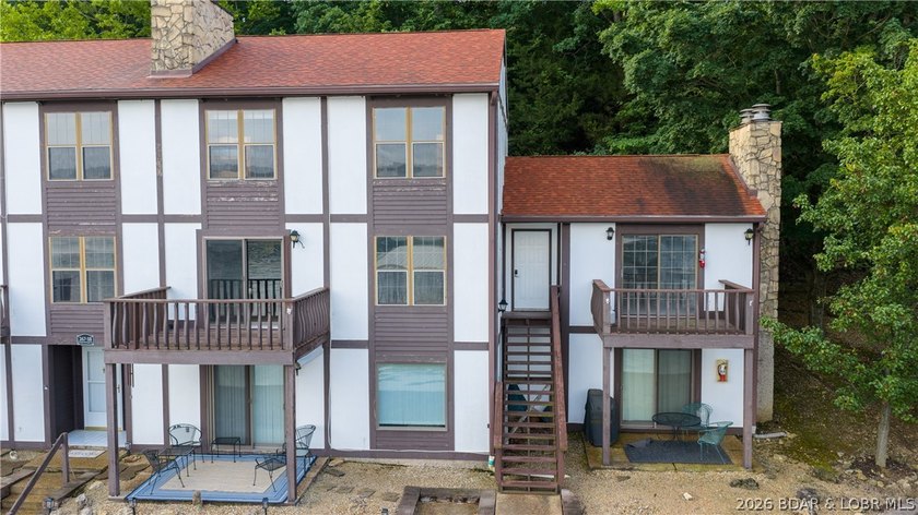 Opportunity to have a 6 bedroom condo is RARE! 6 bedrooms &amp; 3 - photo 42