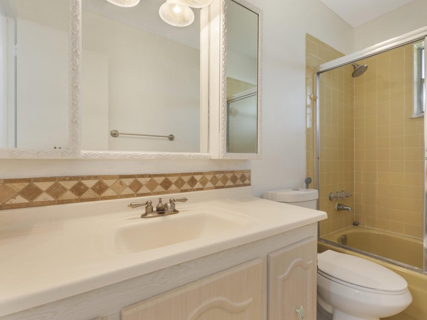 Enjoy easy Florida living in this beautifully maintained and - photo 20