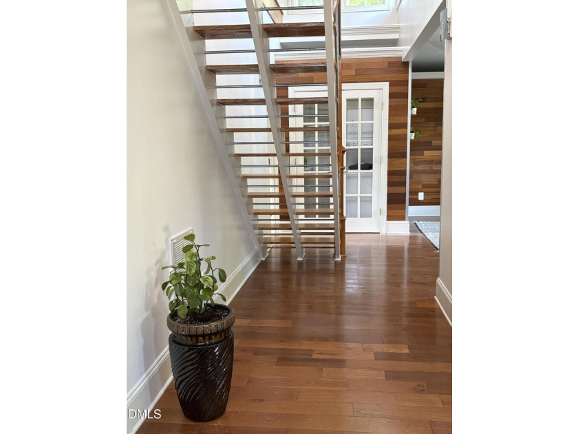 Enjoy low-maintenance living just steps from Historic Oakwood - photo 21