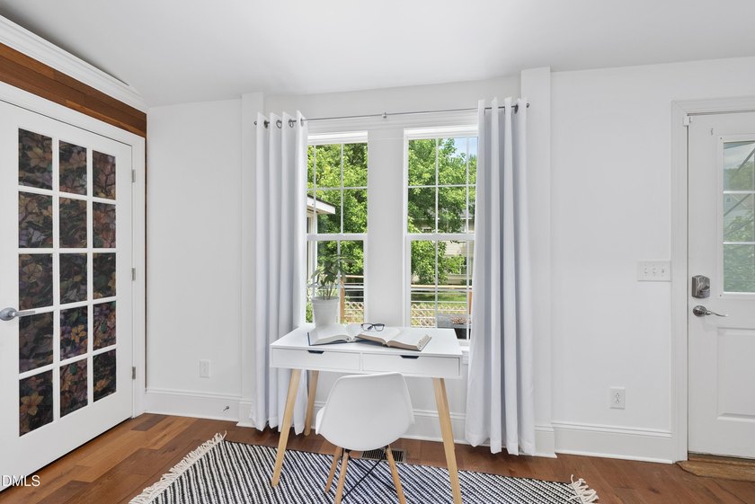 Enjoy low-maintenance living just steps from Historic Oakwood - photo 24