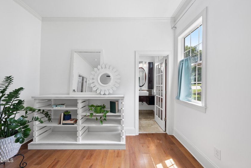 Enjoy low-maintenance living just steps from Historic Oakwood - photo 29
