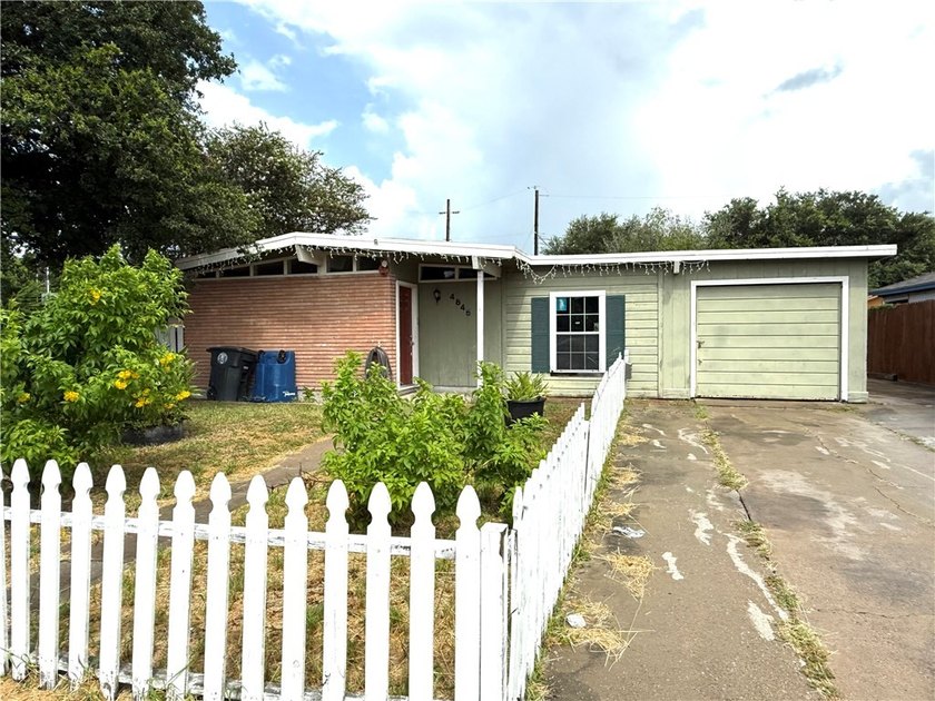 Listing photo