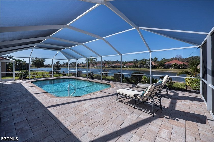 Fantastic POOl home. Spectacular lake views and stunning sunsets - photo 34