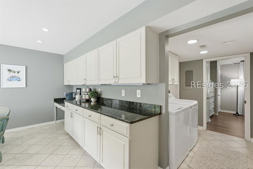 Well-appointed 3-bedroom, 3-bath Fazio Villa located within - photo 17