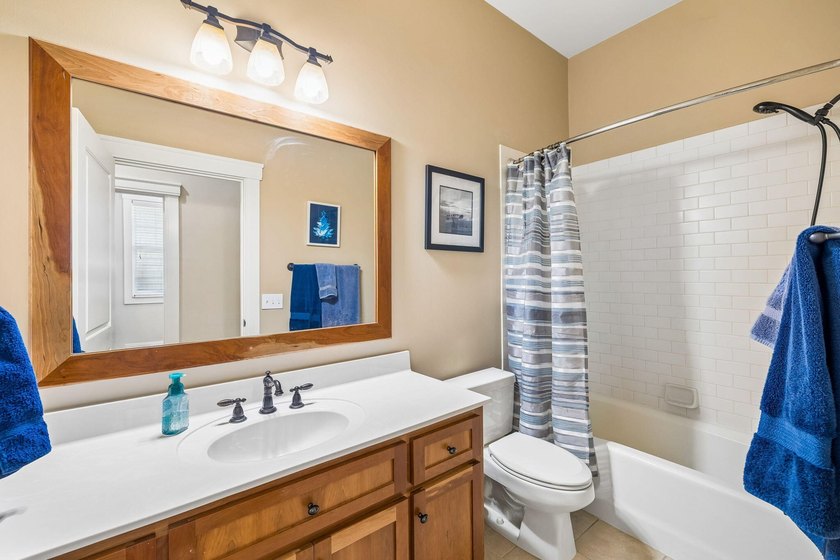 Welcome to an exceptional opportunity to own a beautifully - photo 20