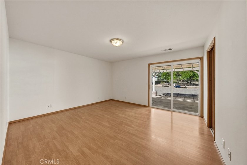 Move in ready North Lakeport home on over an acre in one of the - photo 31