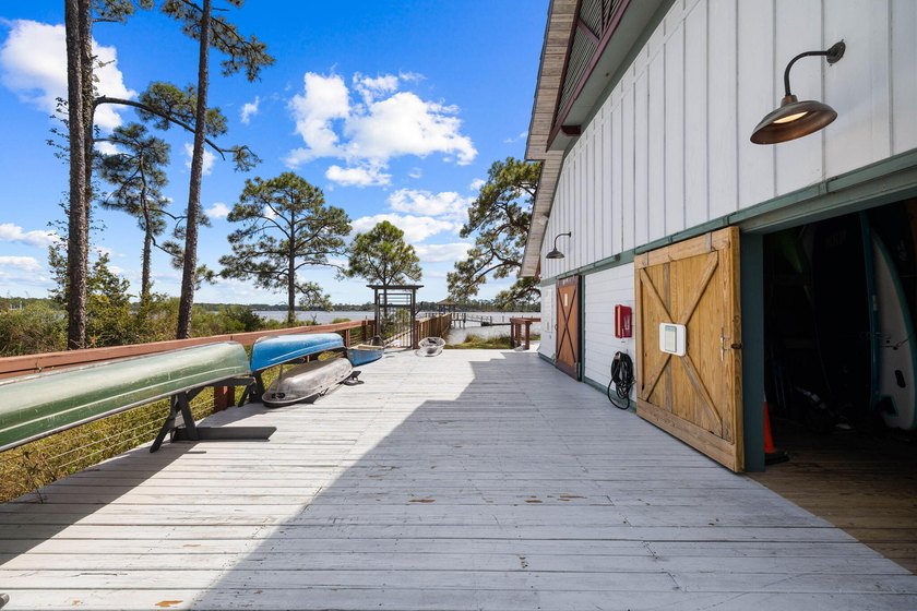 Welcome to an exceptional opportunity to own a beautifully - photo 35