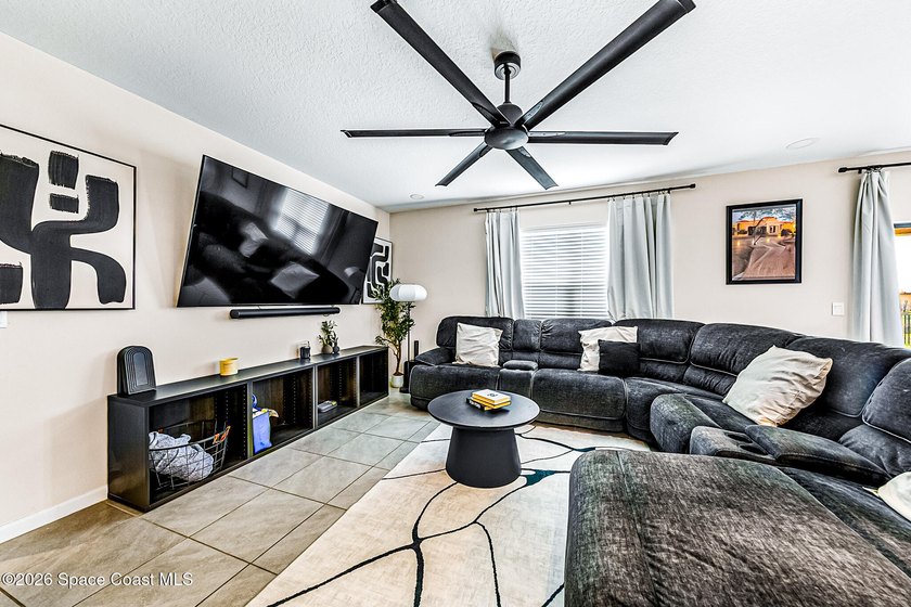 THIS ONE IS A MUST SEE!!! Welcome To This Beautiful 5 Bedroom/3 - photo 17
