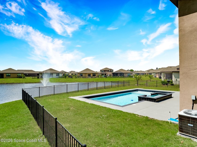THIS ONE IS A MUST SEE!!! Welcome To This Beautiful 5 Bedroom/3 - photo 48
