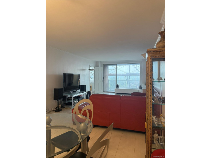 Move right into this stunning 2-bedroom, 1-bath coop in the - photo 11