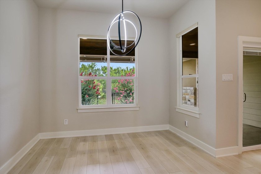 LOCATION! CUSTOM! UPGRADES! BUILDERS PERSONAL HOME WITH UPGRADES - photo 8