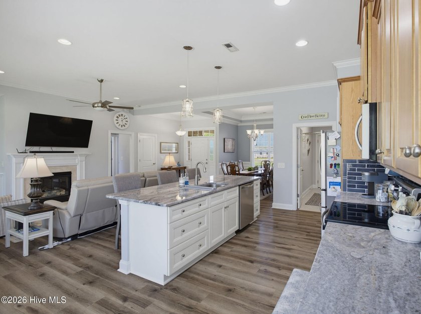 ** Priced 25k less than appraisal completed 4/26**Discover the - photo 11