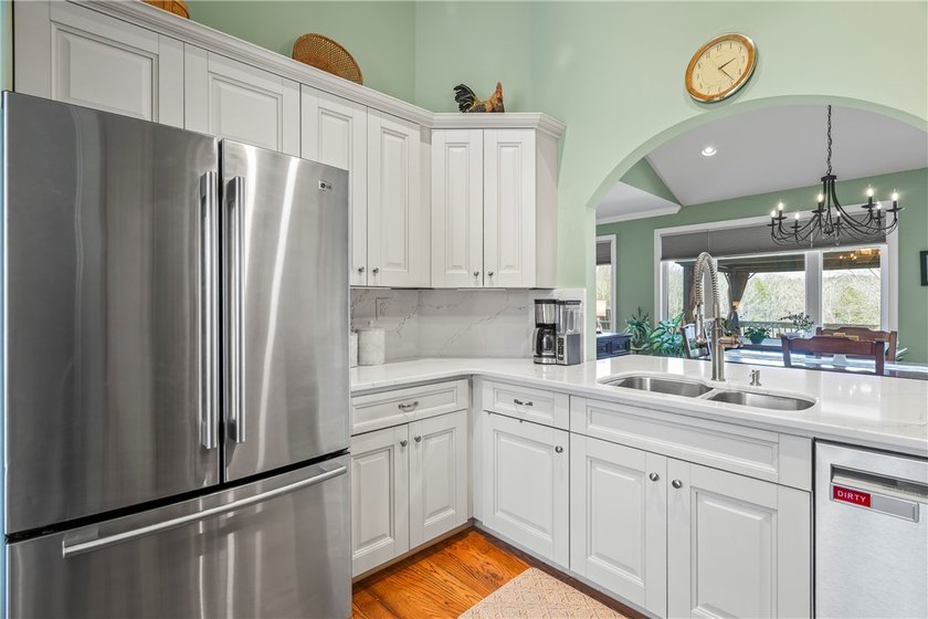 Welcome to luxury lake living on the shores of Lake Keowee in - photo 13