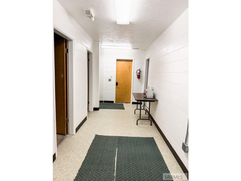 Exceptional commercial opportunity at 890 Oxford Drive in Idaho - photo 14