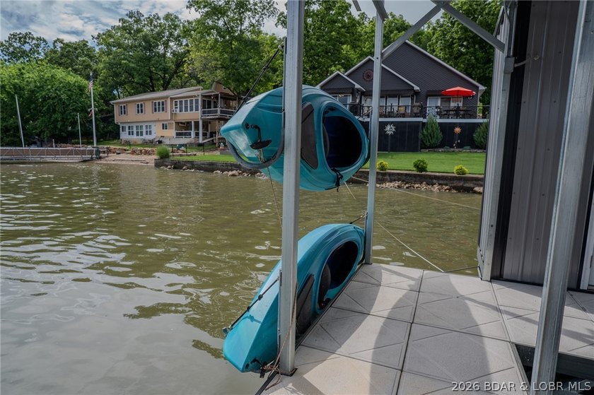 Rare opportunity to own a true Lake of the Ozarks waterfront - photo 15