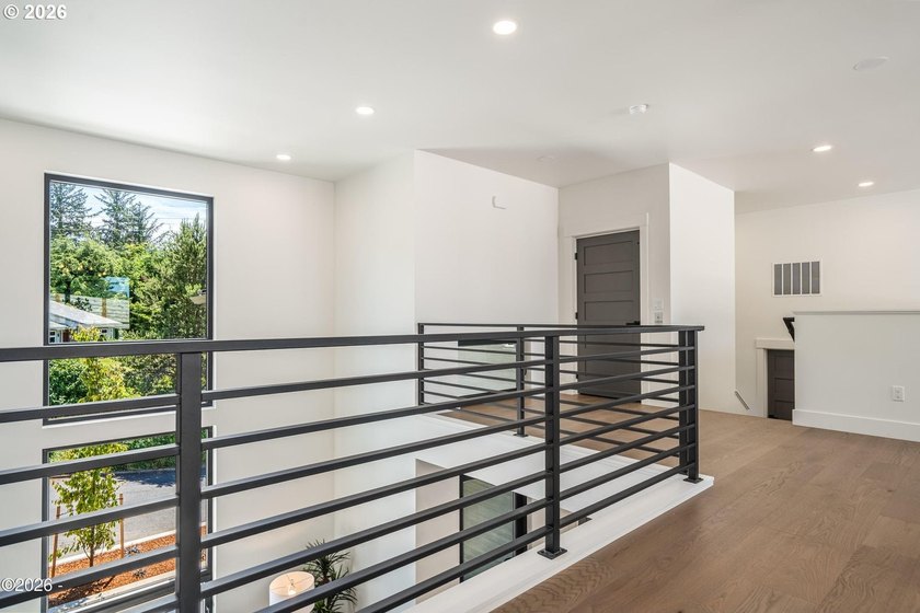 1025 NE 7TH Dr - photo 31