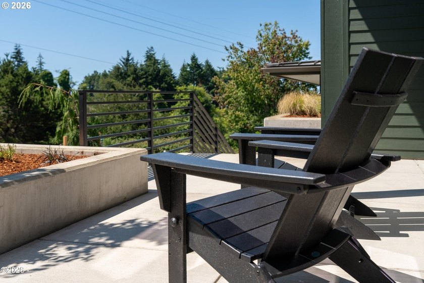 1025 NE 7TH Dr - photo 40