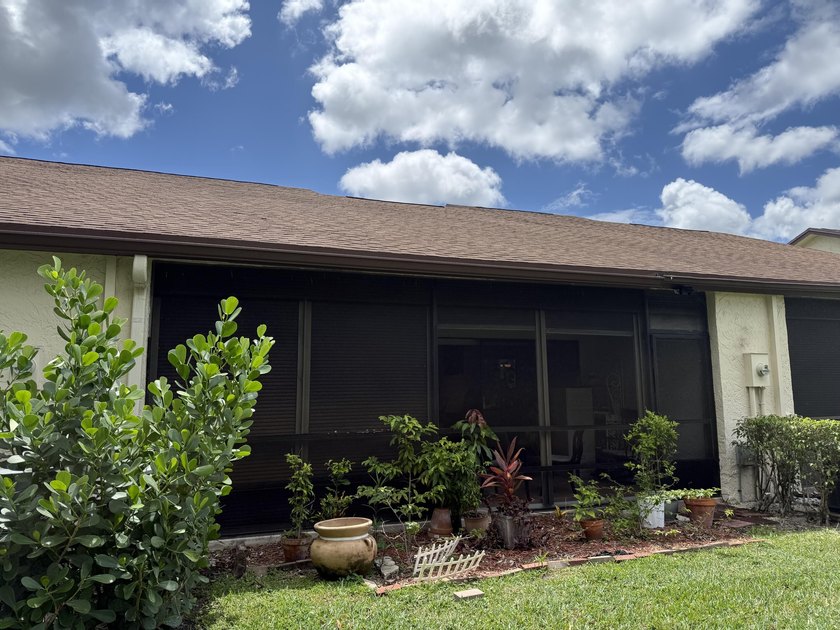 Welcome to this well-maintained 2-bedroom, 2-bath villa located - photo 14