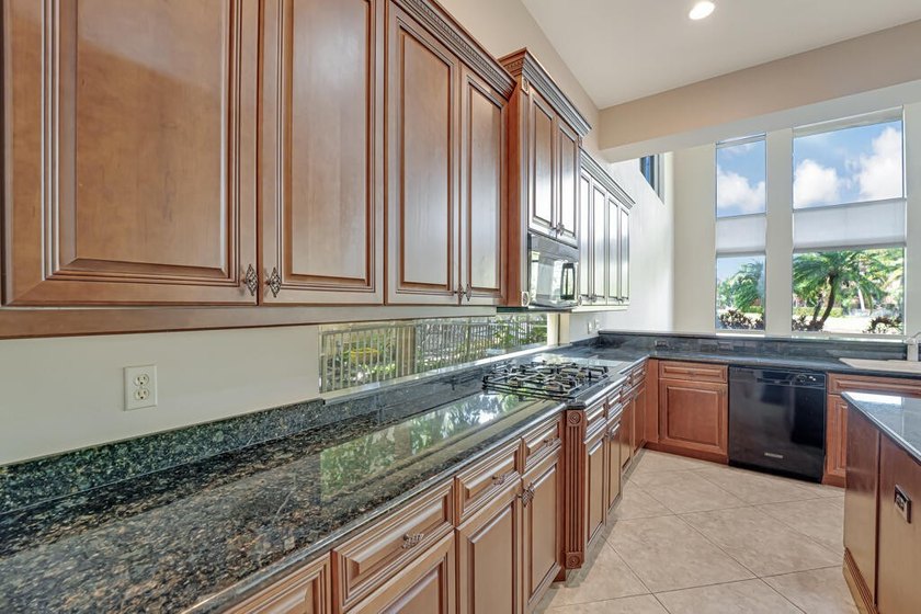 10513 Versailles Blvd - photo 20