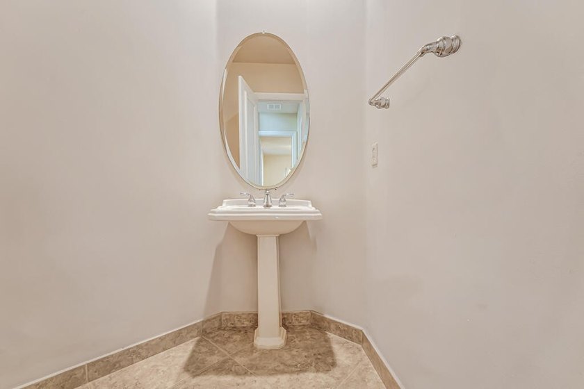 10513 Versailles Blvd - photo 29