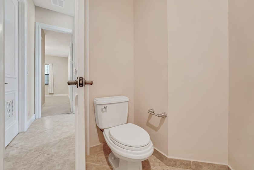 10513 Versailles Blvd - photo 30